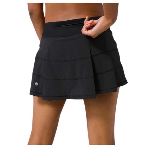 lululemon athletica Dresses & Skirts - Lululemon Black Skirt with Shorts under Size 14